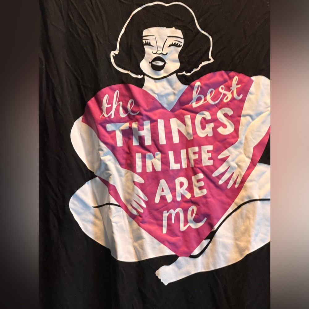 Great graphic t-shirt